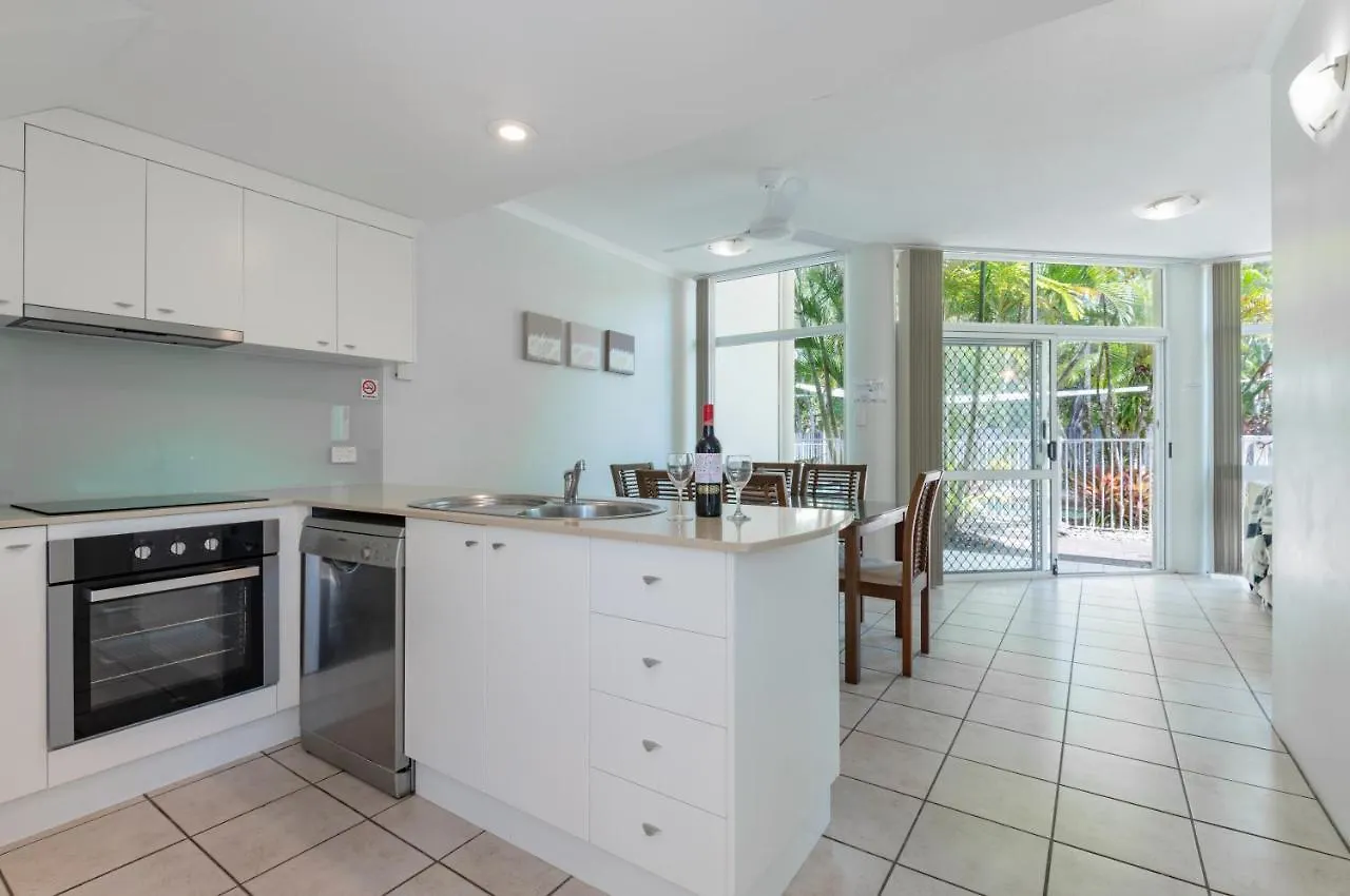 Tropical Nites Holiday Townhouses Port Douglas Resort