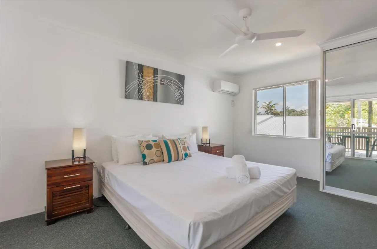 Tropical Nites Holiday Townhouses Port Douglas Resort