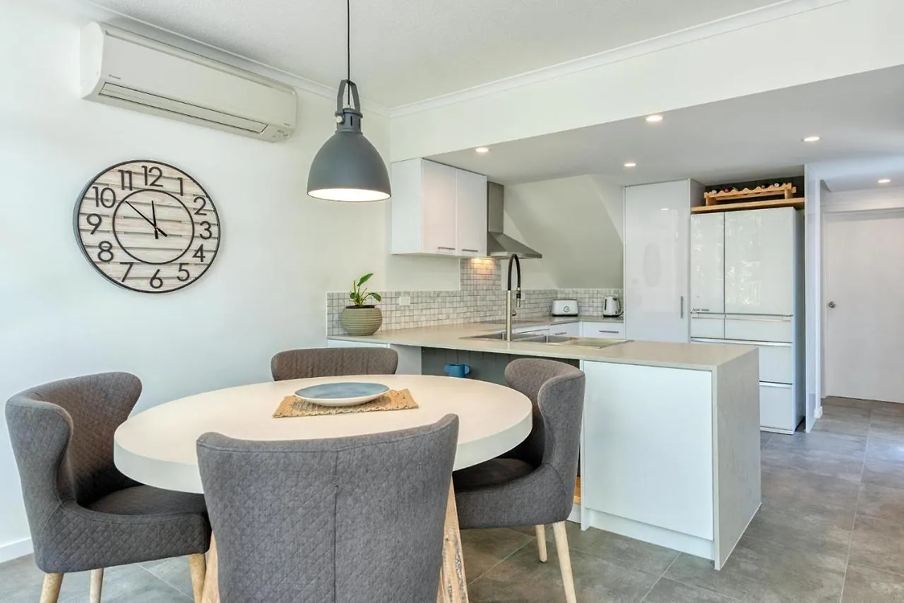Tropical Nites Holiday Townhouses Port Douglas