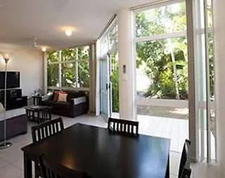 Tropical Nites Holiday Townhouses Port Douglas Resort