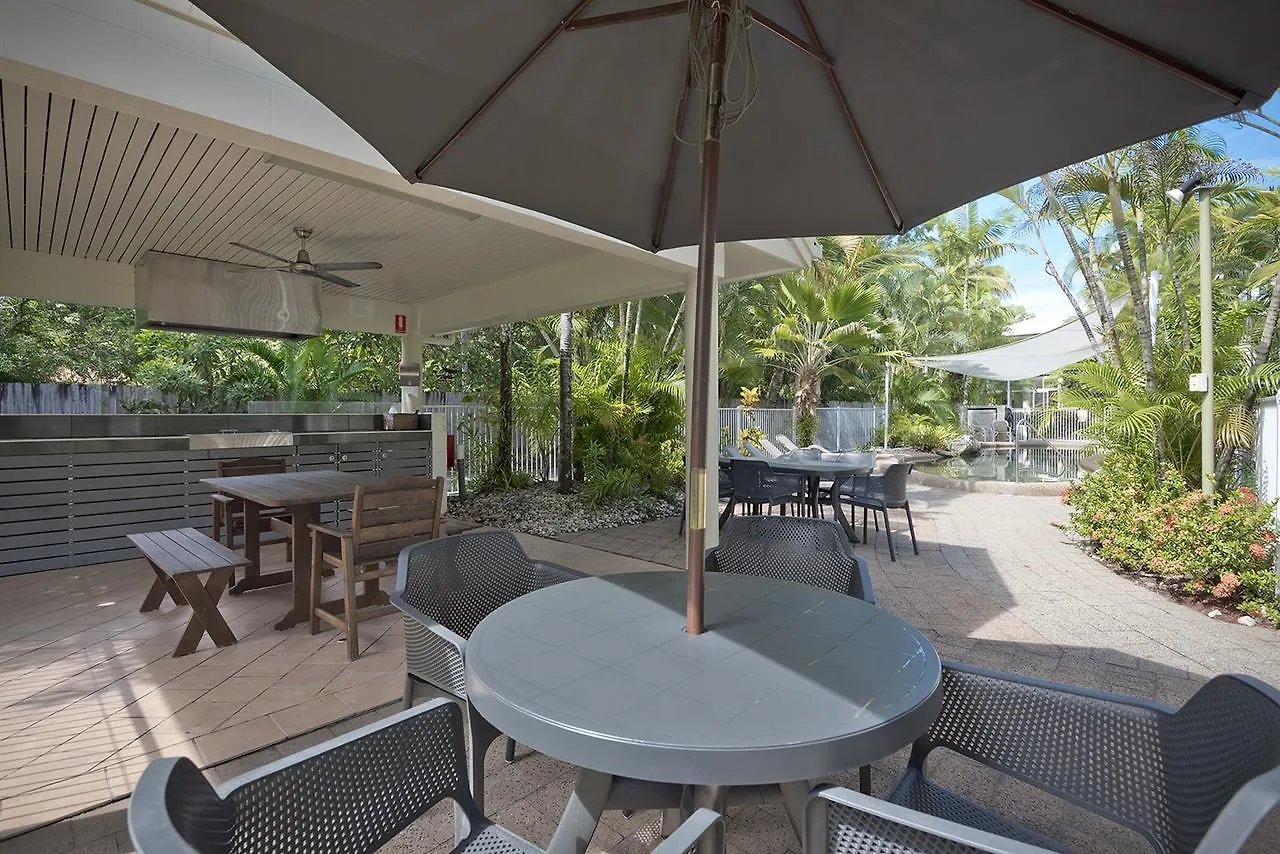 **** Resort Tropical Nites Holiday Townhouses Port Douglas Australia
