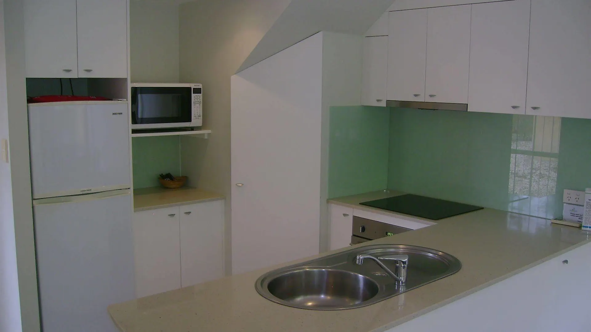 **** Resort Tropical Nites Holiday Townhouses Port Douglas Australia